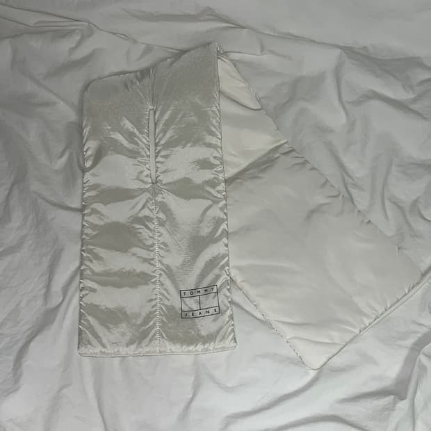 타미힐피거 패딩 푸퍼 목도리