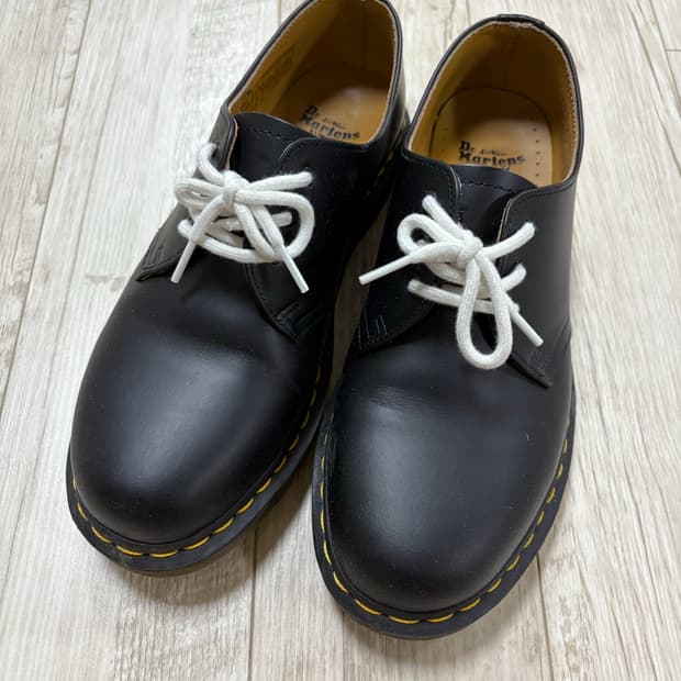 닥터마틴 1461 3홀 스무스 260