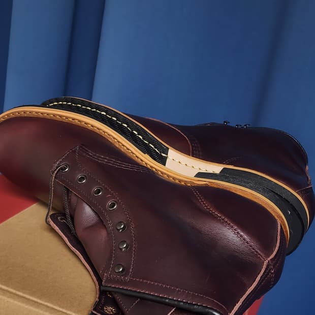 레드윙 9419 블랙체리 