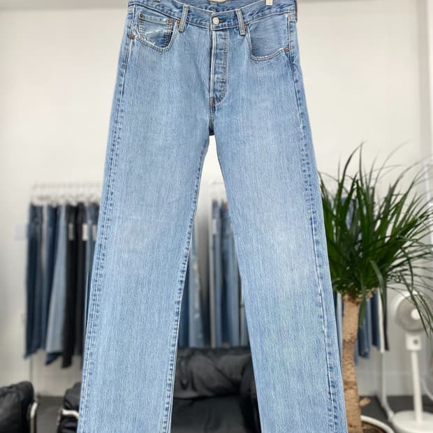 리바이스 501 Straight Fit 00s 32사이즈 a6025