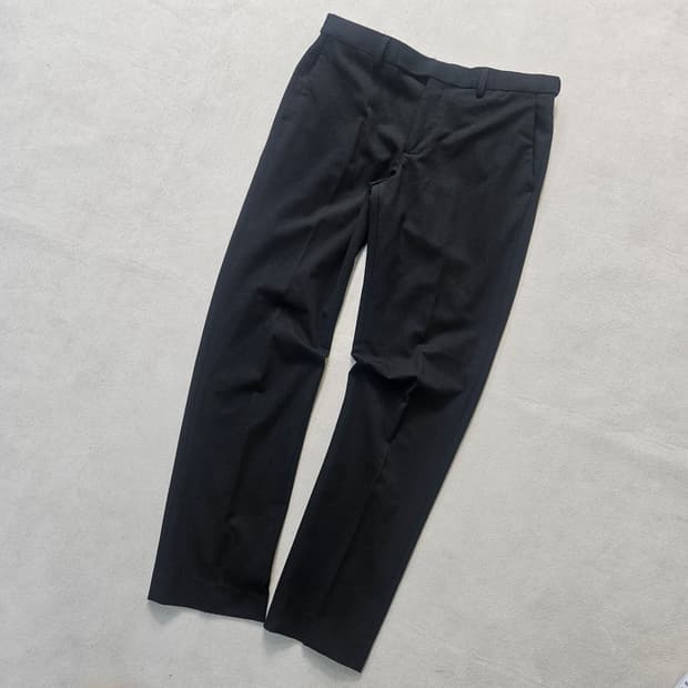 30 무신사스탠다스 블랙 슬랙스 0331Y