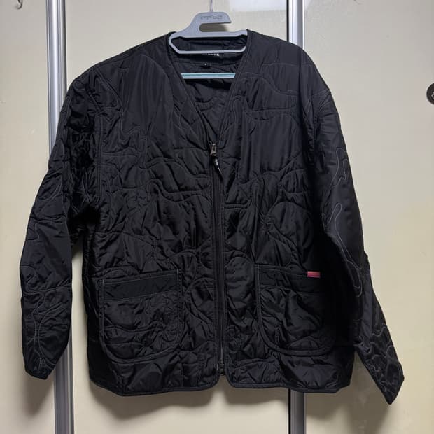 예스아이씨 - 퀼티드 카모 라이너 자켓 블랙 M 경량패딩