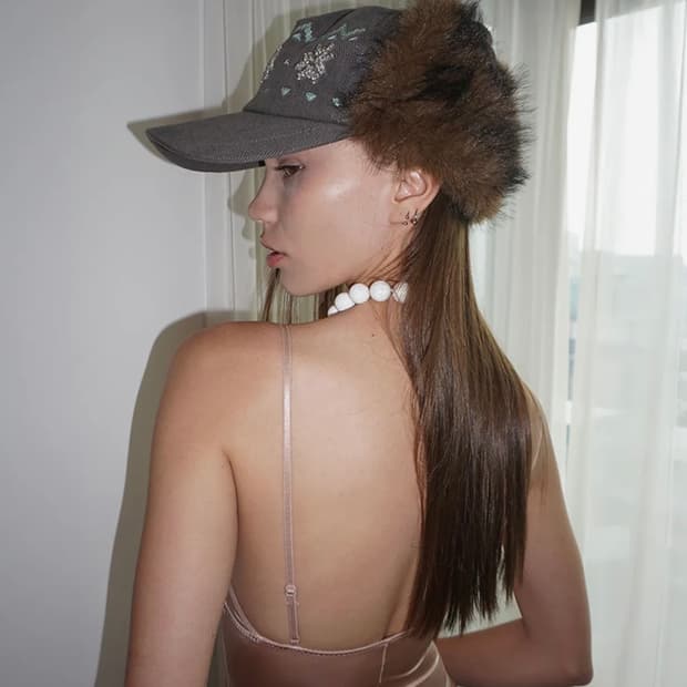 스컬프터 퍼 모자