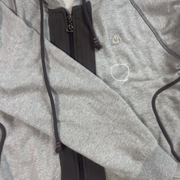 코이세이오 퍼커링 후드집업 Puckering hoodie