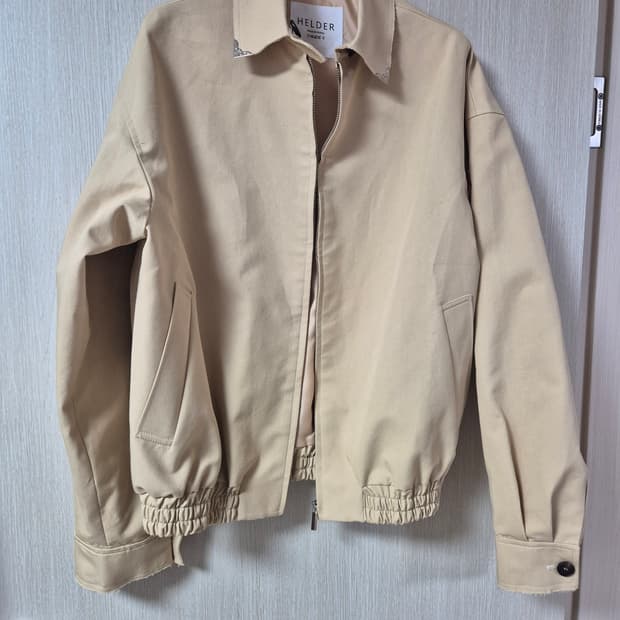 헬더 베이지색 봄버 자켓 HELDER  점퍼