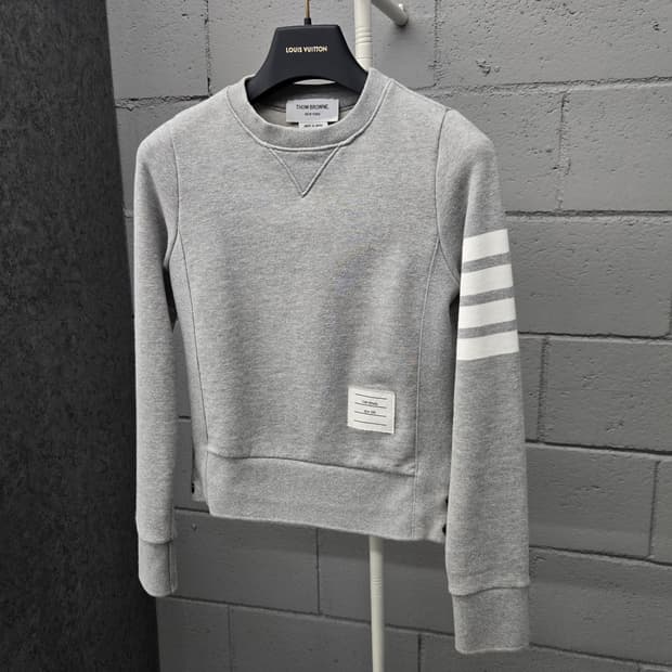 톰브라운 4BAR 맨투맨 여성38