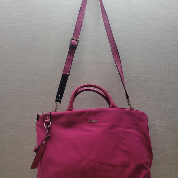 샘소나이트 여행용 가방