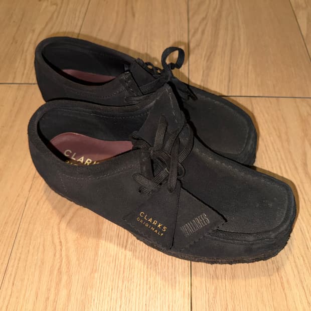 클락스 왈라비 스웨이드 