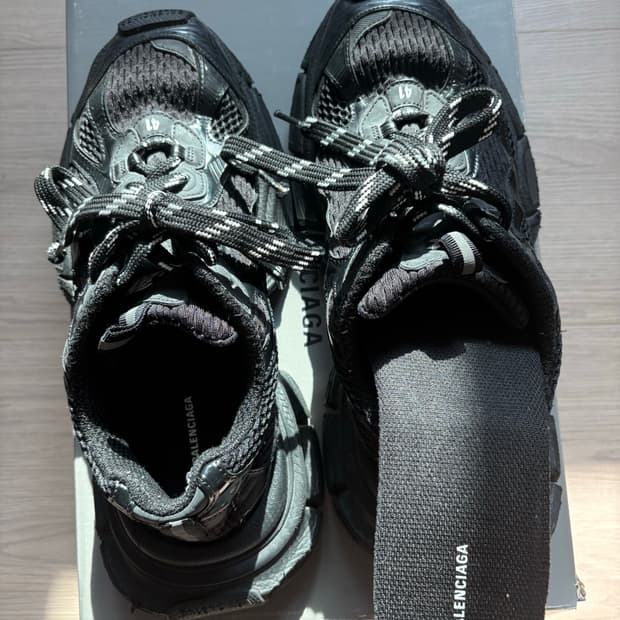 발렌시아가 3xl 올블랙 41