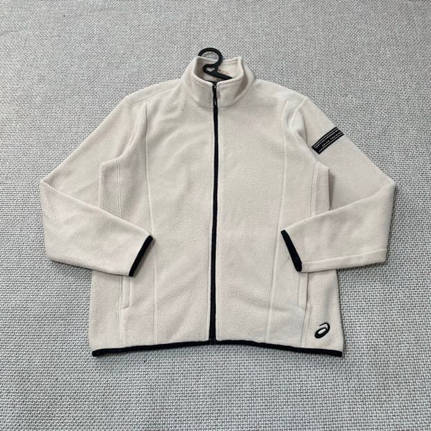 아식스 후리스 5233