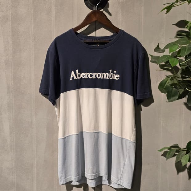 Abercrombie 배색 반팔 티셔츠