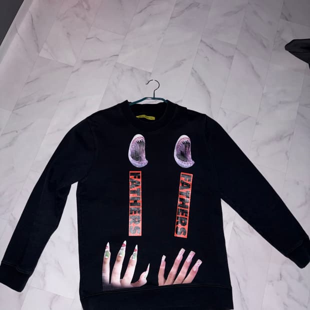 [L] 라프시몬스 샤크 맨투맨