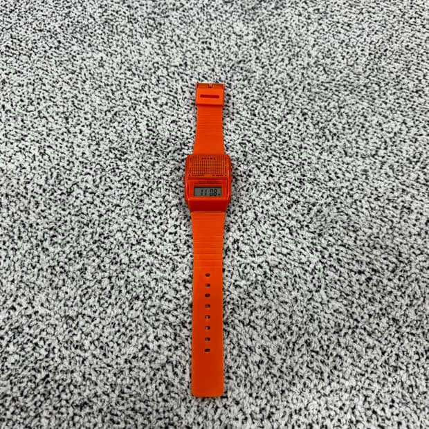 Beams 90s 토킹워치