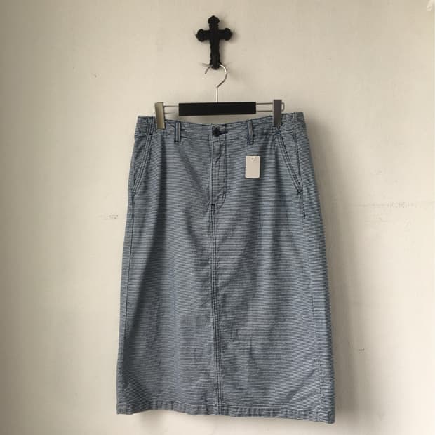 Stripe pattern skirt