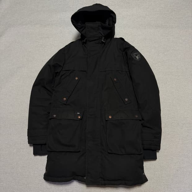 노비스 야테시 다운 패딩 파카