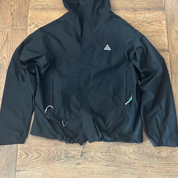 나이키 acg 바람막이 L