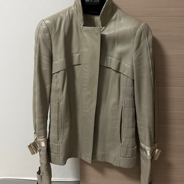 구찌 정품 가죽자켓 사이즈 xs~s (착샷0)