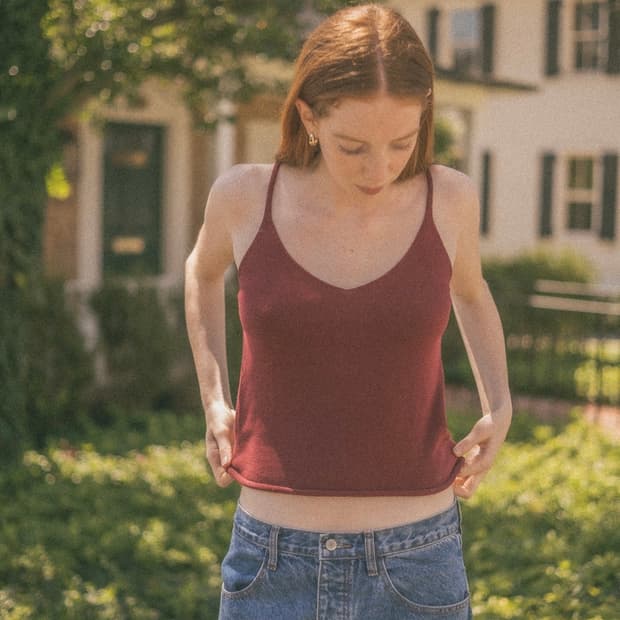 브랜디멜빌 세인트 조지 슬리브리스 탑