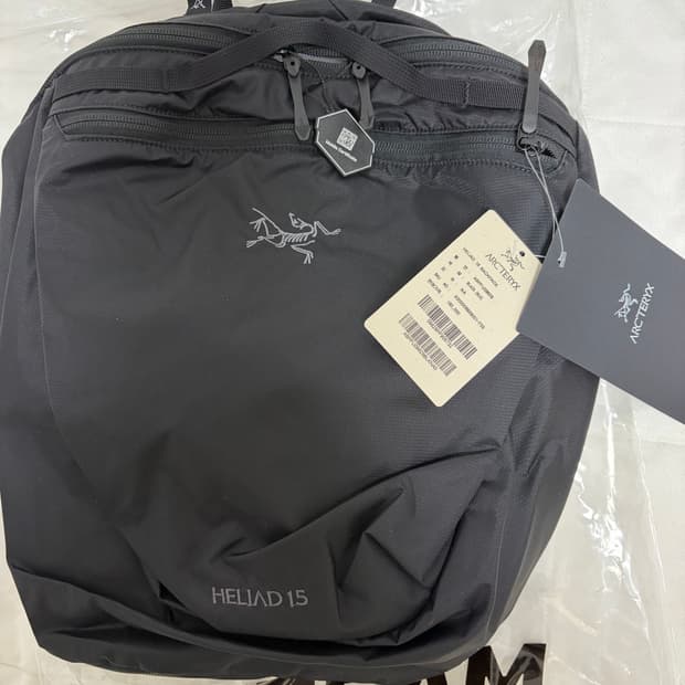 아크테릭스 헬리아드 15 새상품 판매합니다