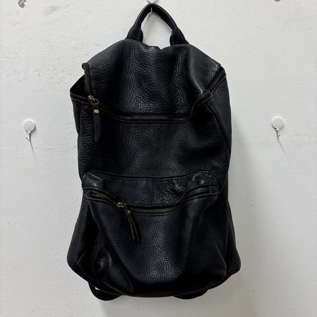 “Vintage” Black Y2K Leather Bag