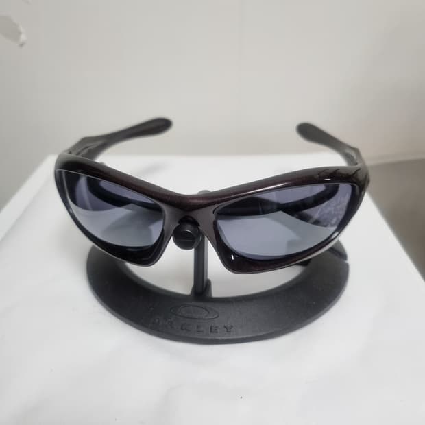 오클리 몬스터독 펄 디크퍼플