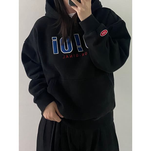 오아이오아이 후드티