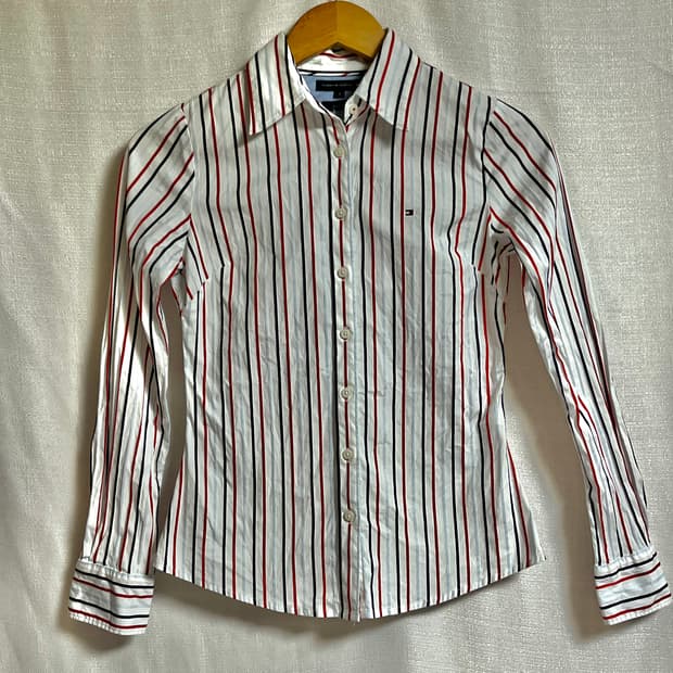 타미힐피거 여리핏 크롭 스트라이프 셔츠 남방 85