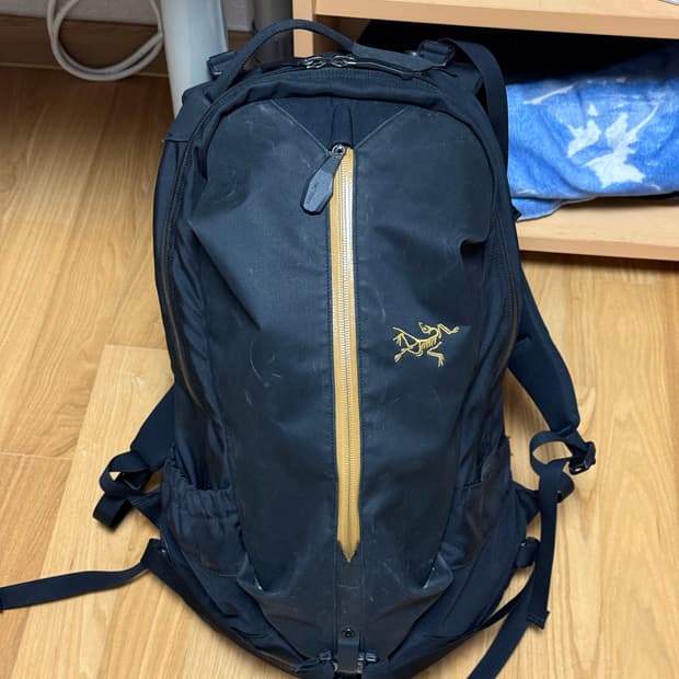 아크테릭스 아로 22 백팩 24k 블랙