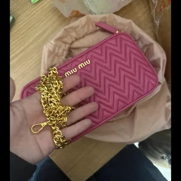 미우미우 마테라쎄 백 판매합니다!(핑크)