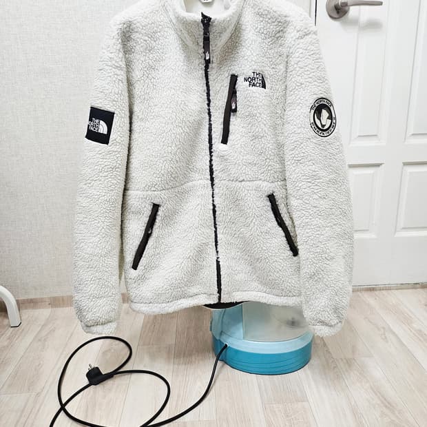 (95~100)M☆초대장급☆노스페이스 화이트라벨[화이트] 쉐르파후리스점퍼