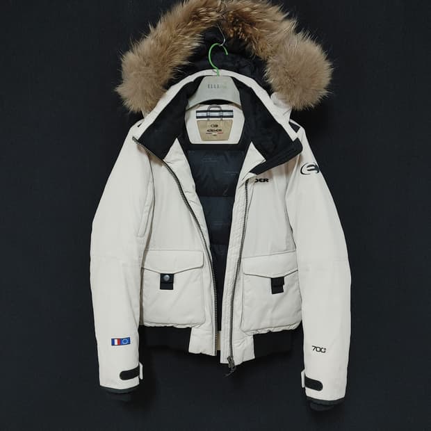 EiDER 아이더 여성  라쿤털 후드 숏패딩