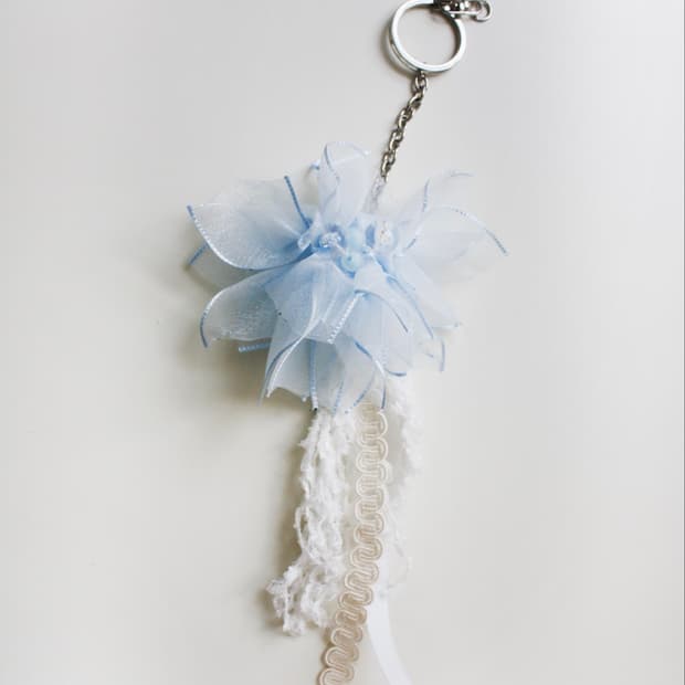 Flower keyring