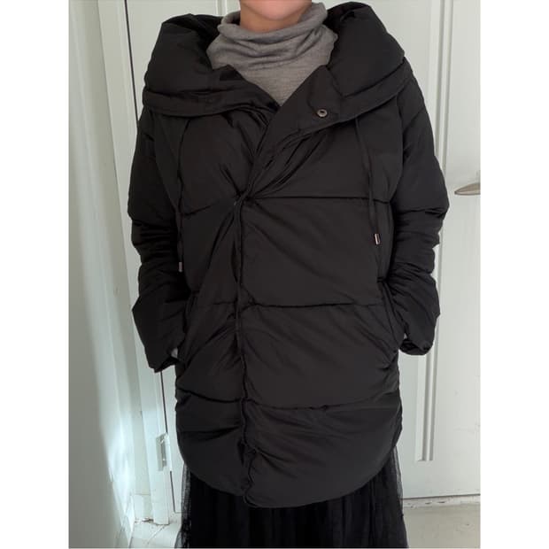 데님앤서플라이 블랙 푸퍼패딩