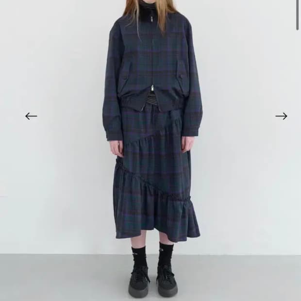 엔조블루스 스커트