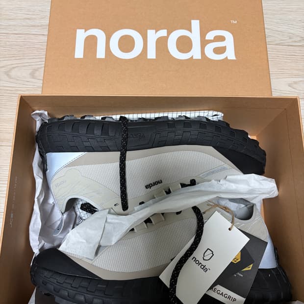 노다(Norda) cinder 001(새상품, US9)