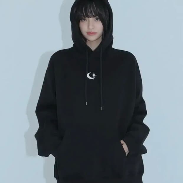 (새상품) 클럿스튜디오 데빌 후드티 블랙