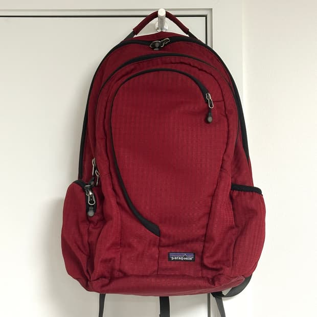 파타고니아 LIGHTWIRE 백팩 레드