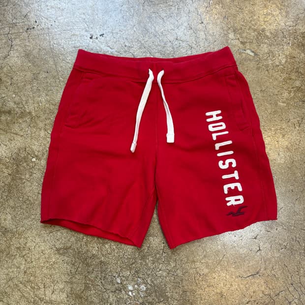 홀리스터 레드 스웻 반바지