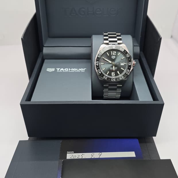 태그호이어 포뮬러1 칼리버5 25년 9월 오토매틱 세라믹 시계