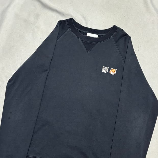 L 메종키츠네 더블 폭스 해드 패치 블랙 맨투맨