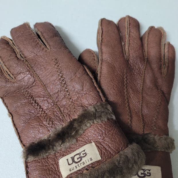 어그 남성 장갑 M