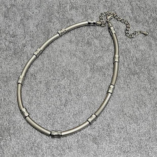 nut necklace