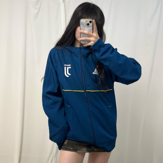 Adidas navy Juventus windbreaker