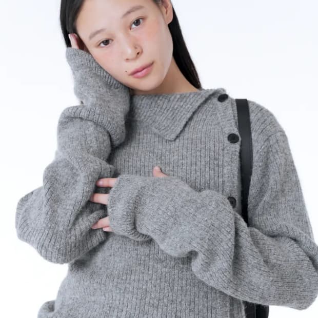 미세키서울 사이드버튼니트 그레이 Side button knit GREY