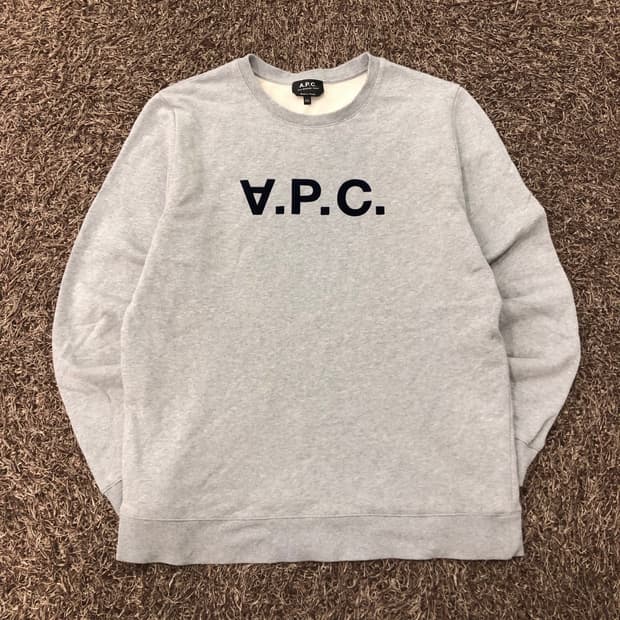 APC 아페쎄 로고 맨투맨 스웻셔츠
