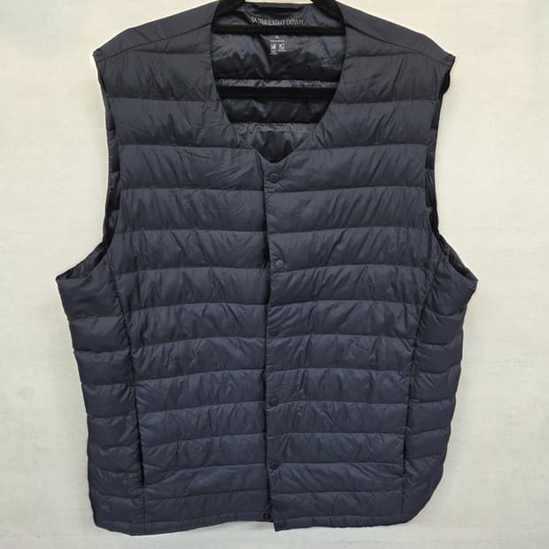 유니클로 울트라라이트다운 경량 패딩조끼 xl 네이비 