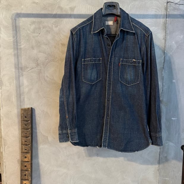 리바이스 레드룹 데님 셔츠 100