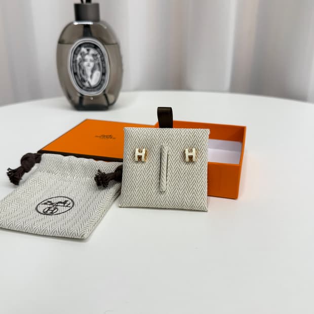 [새상품] 에르메스 팝아슈 미니 귀걸이 화이트 로즈골드