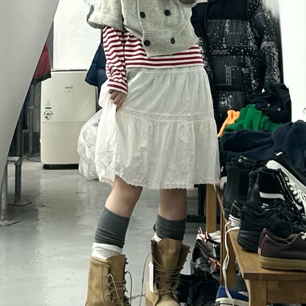 ray beams 코튼 미디 스커트 화이트