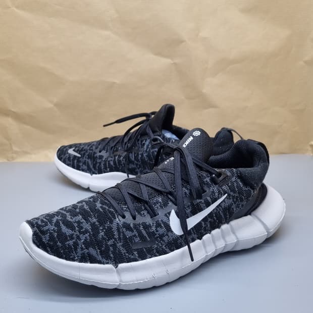 나이키 프리런 5.0 넥스트네이처 런닝화245